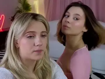 Chaturbate Live Sex Cam of pinkadele