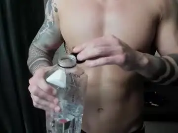 Chaturbate Live Sex Cam of richarddarell