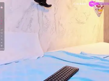 Chaturbate Adult Video Chat of kiaraapolo