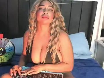 Chaturbate Best live sex cam show of kyliewhiteboobs