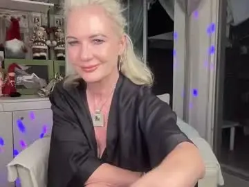 Chaturbate Adult Webcam of gl1tter_barbie