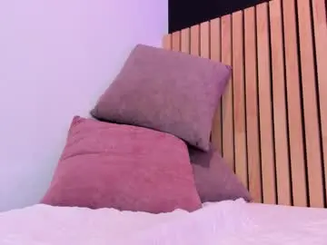 Chaturbate Live Sex Cam of jhoystrong_