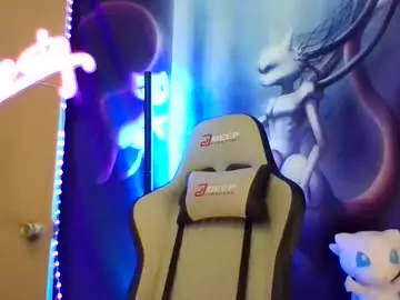 Chaturbate Watch Live Sex Cams of smokebluntafterblunt