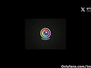 Chaturbate Sex Cam of tomfoxcam