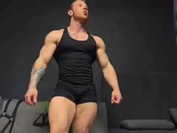 Chaturbate Live Sex Cam of technohotgod