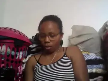 Chaturbate Live Porn of aicha_boobs