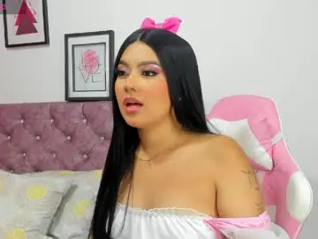 Chaturbate Nude Webcam of ashliekitty_011