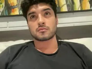 Chaturbate Live Sex Cam of bdever7