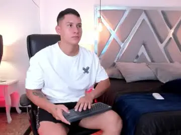 Chaturbate Live Porn of chris_diamonnd