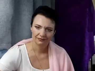 Chaturbate Sex Chat of hotmamaqueen234