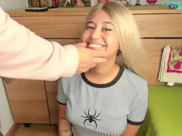 Chaturbate Private Sex Chat of april_sex_vip