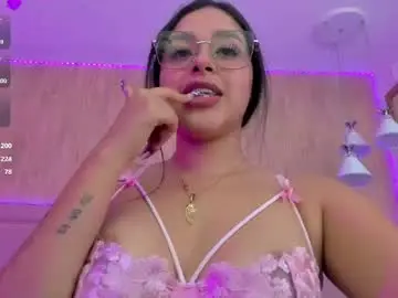 Chaturbate Live Sex Cam of violeta_garcia