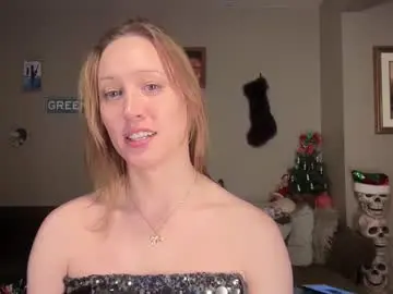 Chaturbate Free Live Porn of greenxxxqueen