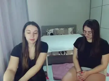 Chaturbate Live Sex Cam of kristall_xxx