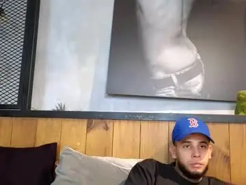 Chaturbate Adult Video Chat of maxcole_07