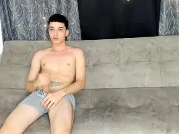 Chaturbate Adult Webcams of pelusos_mens