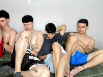 Chaturbate Live Sex of pelusos_mens