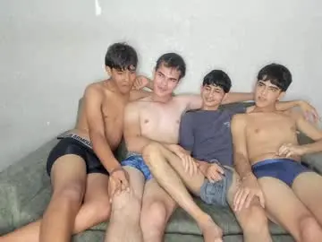 Chaturbate Live Sex of pelusos_mens