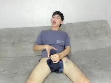 Chaturbate Watch Live Sex Cams of pelusos_mens
