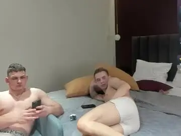 Chaturbate Nude Webcam of holiday_boys