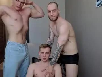 Chaturbate Free Porn Cam of holiday_boys