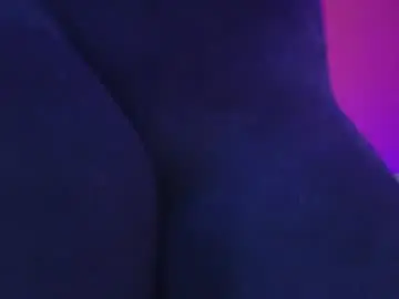 Chaturbate Live Sex Cam of julieta_russell