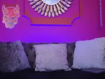 Chaturbate Watch Live Sex Cams of julieta_russell