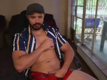 Chaturbate Free Live Porn of sargentsaltnpepa