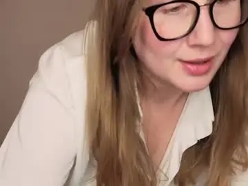 Chaturbate Watch Live Sex Cams of helens_lov