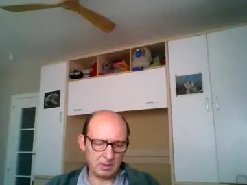 Chaturbate Live Sex of serrano49