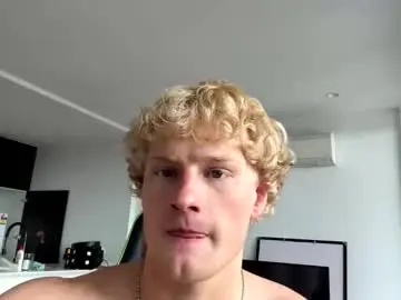 Chaturbate Private Sex Chat of thatbl0ndeboyx