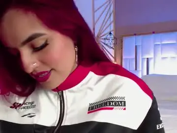 Chaturbate Live Sex Cam of valerie__miller_