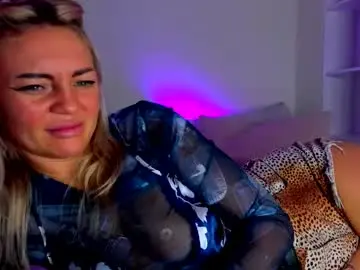 Chaturbate Watch Live Sex Cams of adriana_coy_