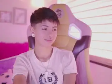 Chaturbate Private Sex Chat of tommy_blue1