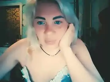 Chaturbate Free Porn Cam of alinafrey_