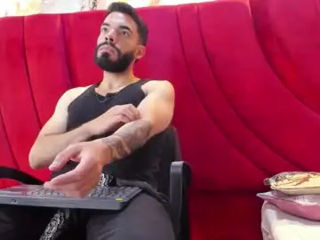 Chaturbate Live Sex Cam of jean_lewis2