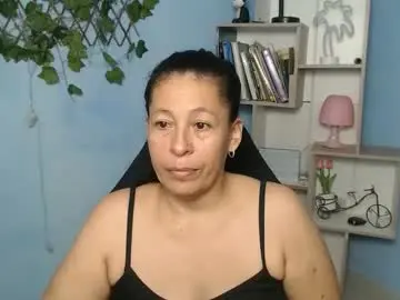 Chaturbate Live Sex of mature_martina_