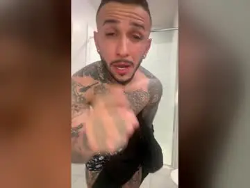 Chaturbate Free Porn Cam of midnightvoid18