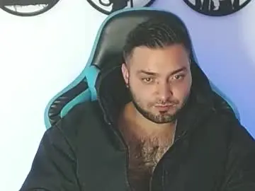 Chaturbate Live Sex Cam of robert_leroy