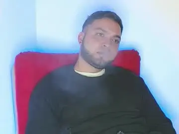 Chaturbate Live Porn of robert_leroy