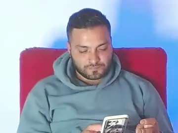 Chaturbate Free Porn Cam of robert_leroy