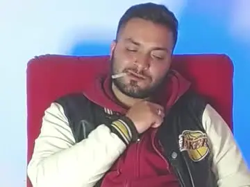 Chaturbate Free Porn Cam of robert_leroy