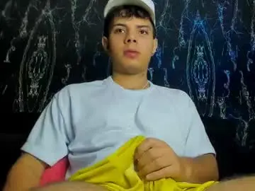 Chaturbate Live Porn of alessandro__777