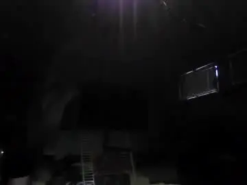 Chaturbate Free Porn Cam of bigwalkdog12