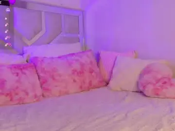 Chaturbate Nude Webcam of emma_clive