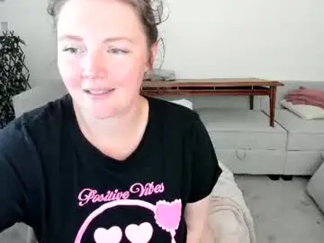 Chaturbate Live Sex Cam of haylee_love