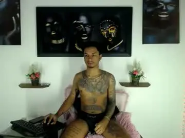 Chaturbate Sex Chat of tatoo_noah