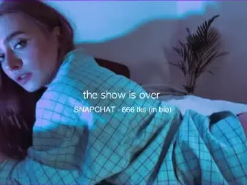 Chaturbate Live Sex Cam of yvie_