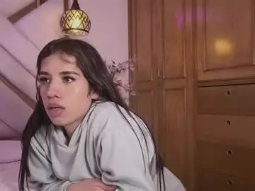 Chaturbate Live Sex Cam of zoevg