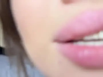 Chaturbate Free Live Porn of cuteelsa_